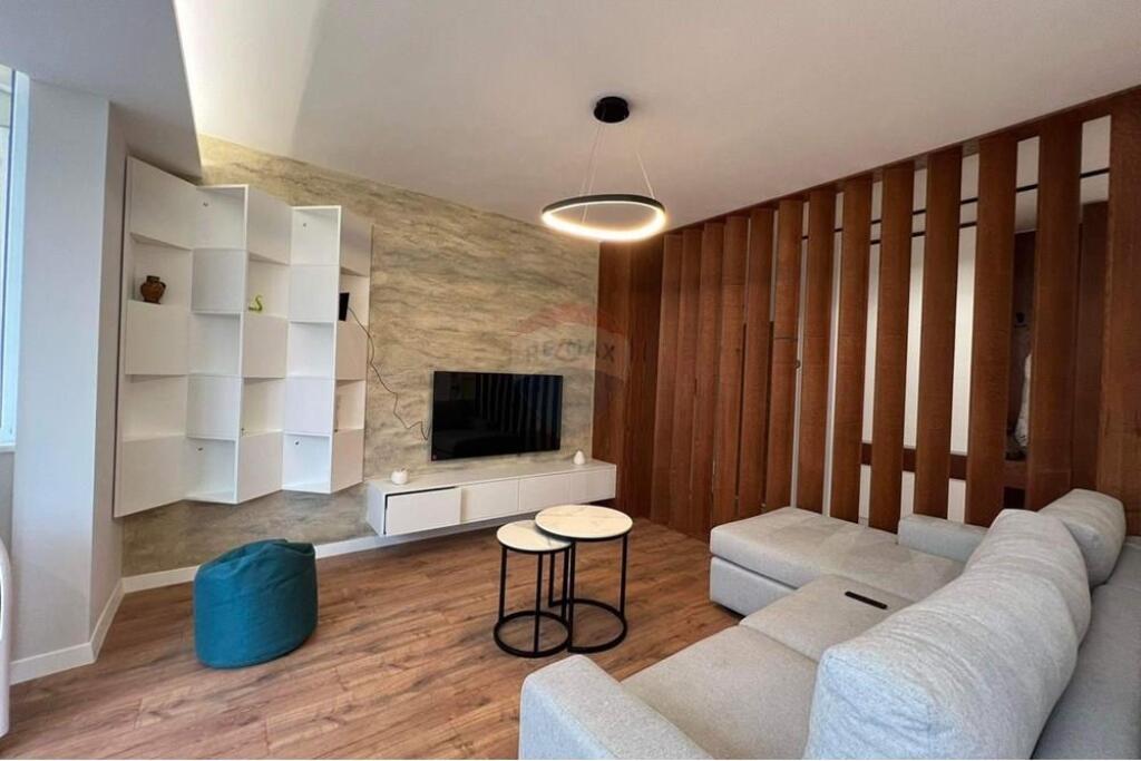 Luxury apartment 2+1+2 for rent near Kristal!!