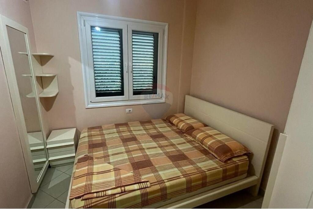 Apartament 2+1, Kompleksi Lura, Gjiri i Lalezit.
