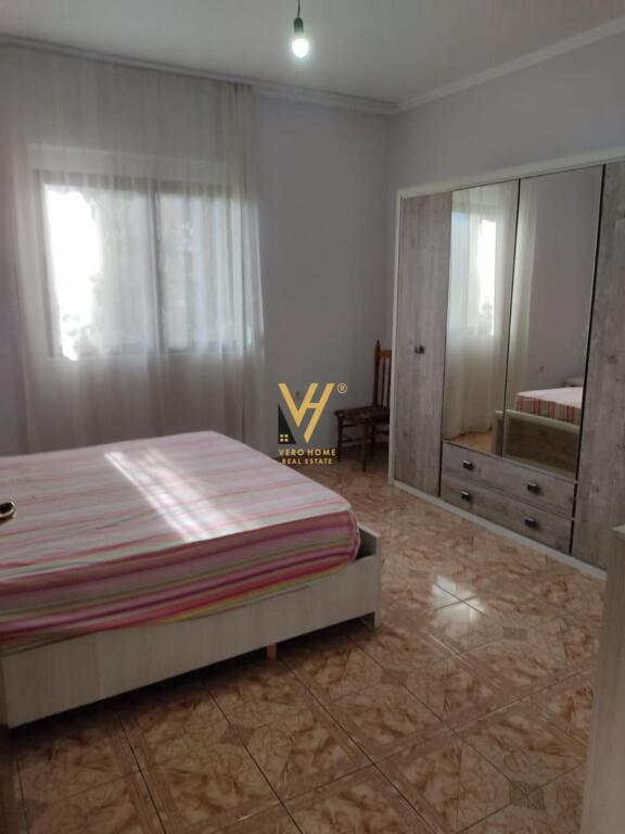 AFFITTASI INGRESSO 2+1+ GIARDINO IN ALI DEMI 38.000 LEK