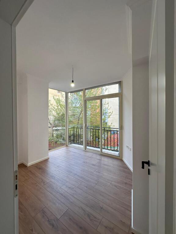 1+1 apartment for sale in Mine Peza.