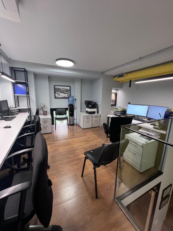 Office for Rent in the Center Near Toptani