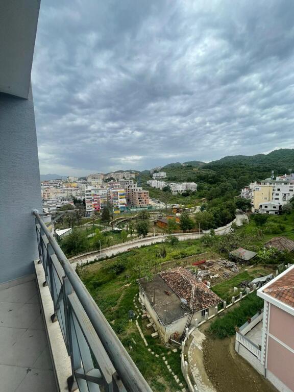 📢Jepet me qera  Apartament 3+1+2+B Kopshti zoologjik