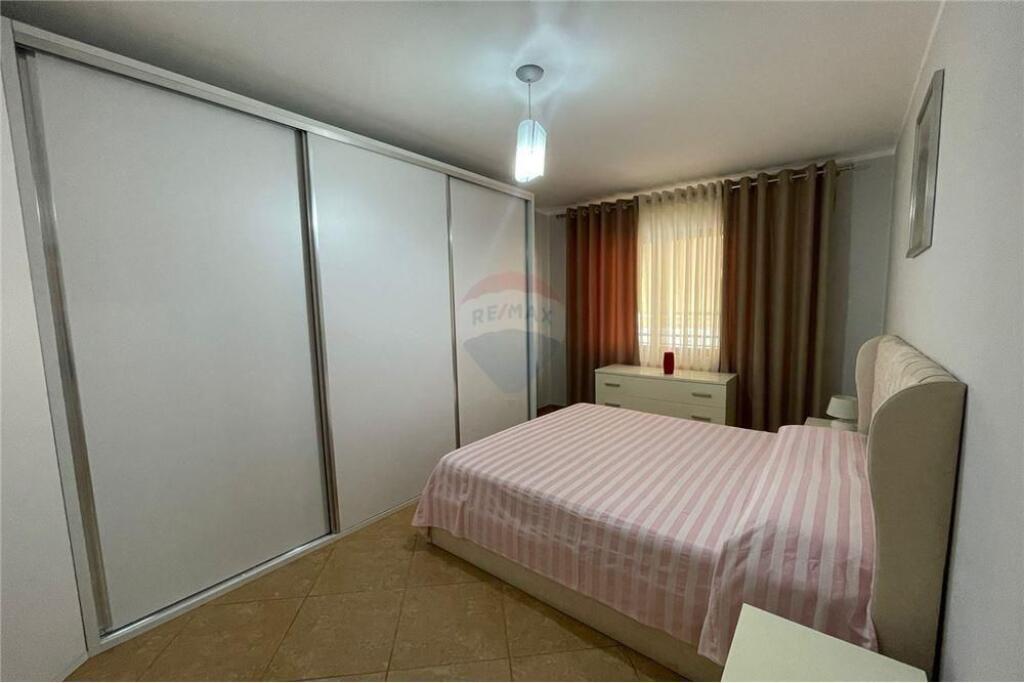 2+1 apartment for rent at Rrotondo, Astir