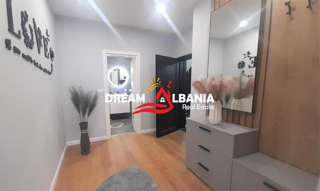 Luxury Apartment 2+1+2 for rent at Zogu i Zi, near Ring Center (ID 42214456)