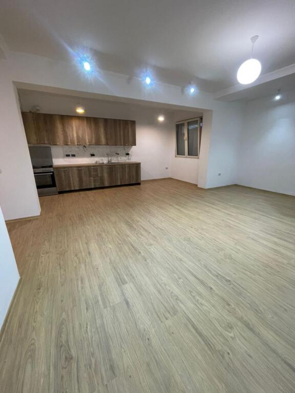 2+1 apartment for rent, only with a buffet, new building in Selite.