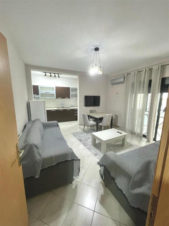 Appartamento 1+1 in affitto vicino al Kristal Center (450 Euro)