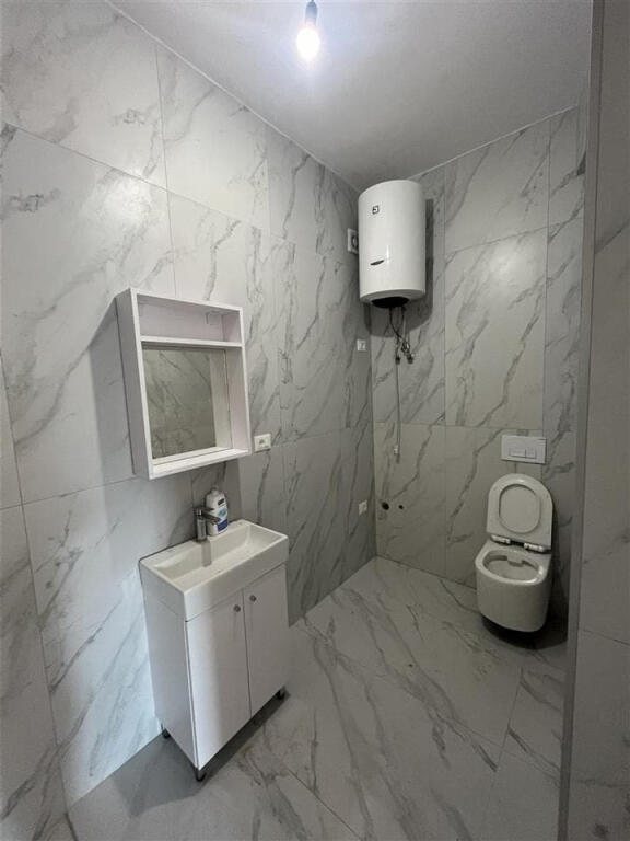 Appartamento in affitto 2+1 ad Ali Dem (ID B2201325) Tirana
