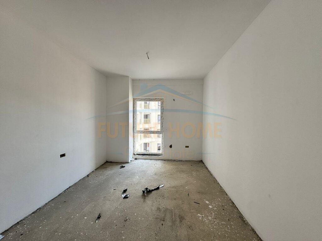 In vendita, Appartamento 3+1+2, Zogu i Zi