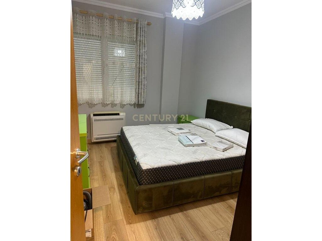 Appartamento 3+1+2T+2B in affitto – Lago Secco, Tirana! 1.200 € /Mese