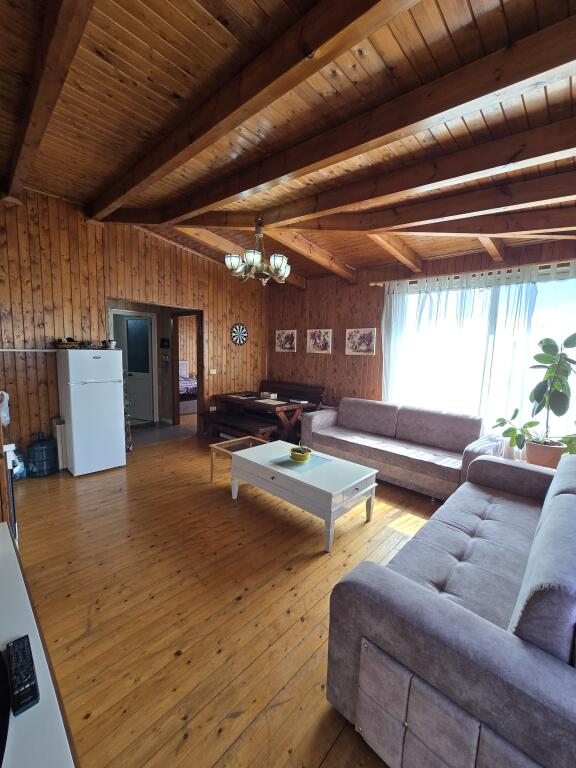 Appartamento 1+1 in Vendita a Shkëmbin di Kavajë – Investimento Ideale Vicino al Mare!