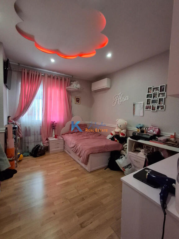 3+1 Apartment for Sale – Paris Commune, Tirana