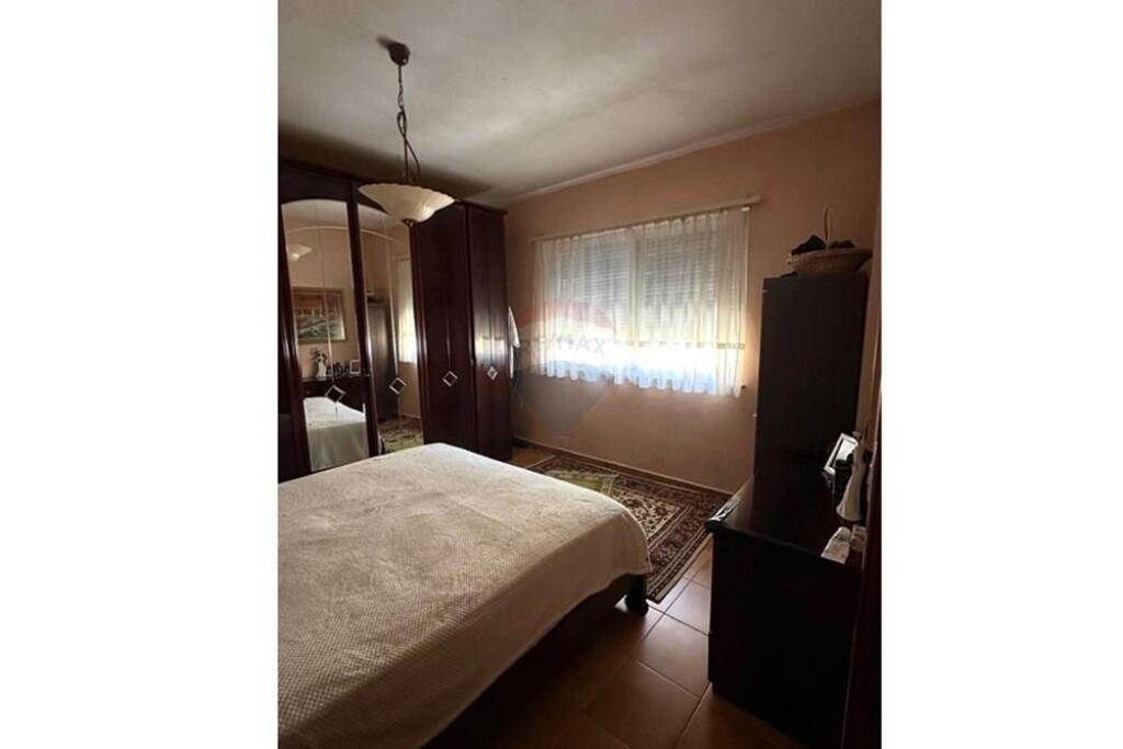 2+1 apartment for sale in the Kika1 complex.