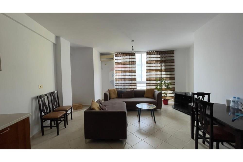 2+1 empty apartment for rent in Don Bosko!