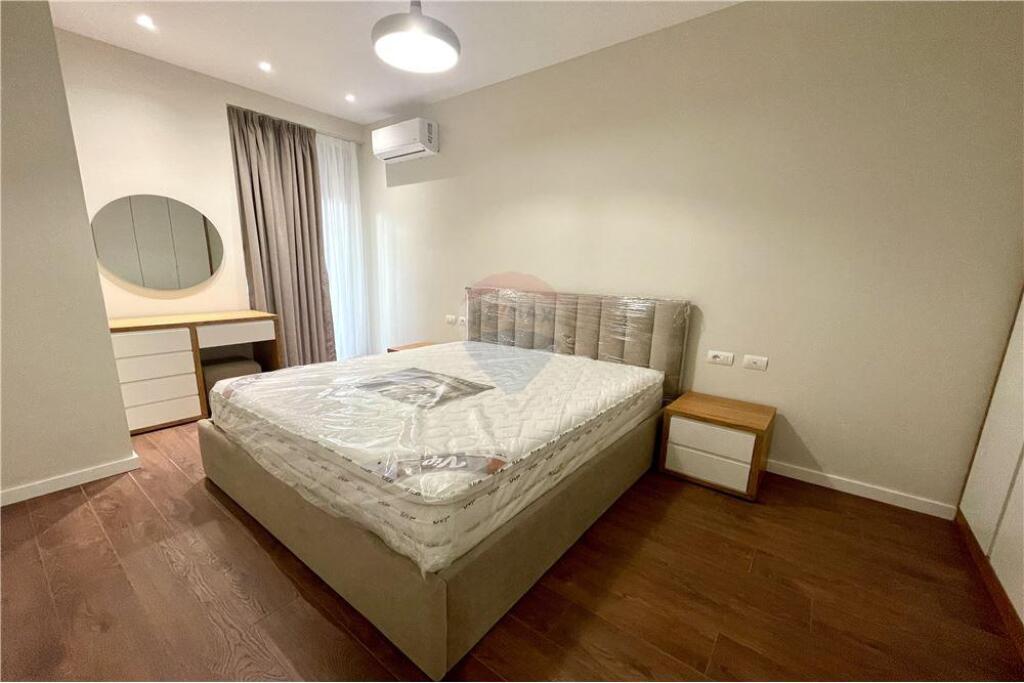 Luxury apartment for rent at "Garden Building"!