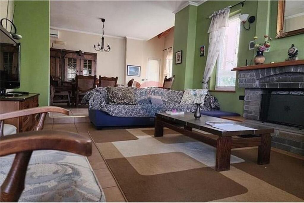 Apartament me qira