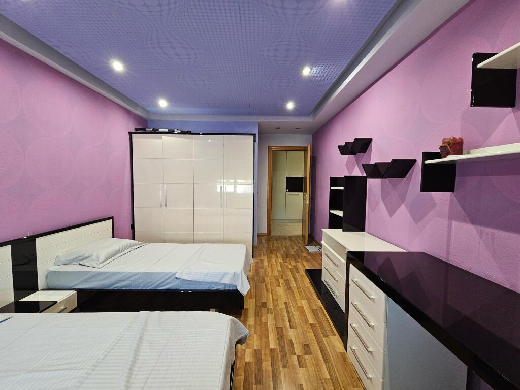 Jepet Apartament 2+1 Me Qera Tek Ambasada Amerikane