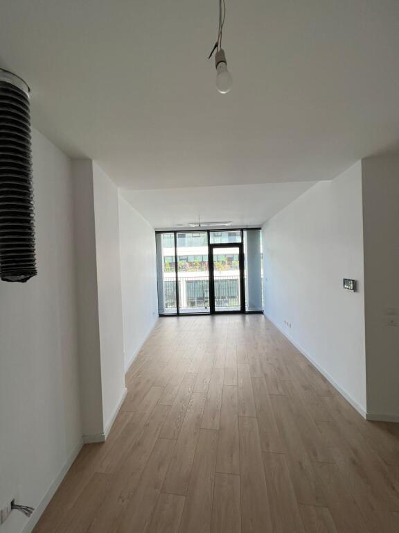 Ufficio in affitto nella Residenza Lake View