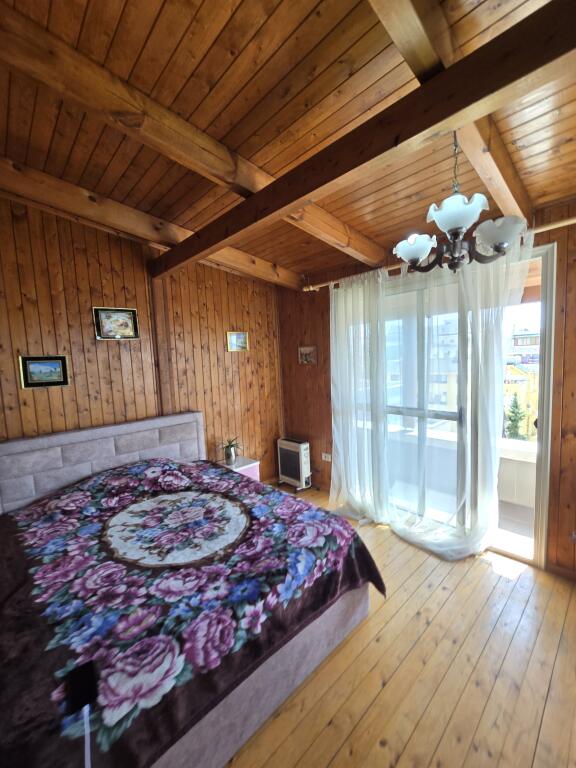 Apartament 1+1 për Shitje në Shkëmbin e Kavajës – Investim Ideal Pranë Detit!