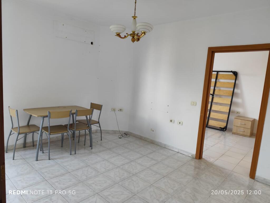 Apartament 1+1 per shitje tek Fusha e Aviacionit 