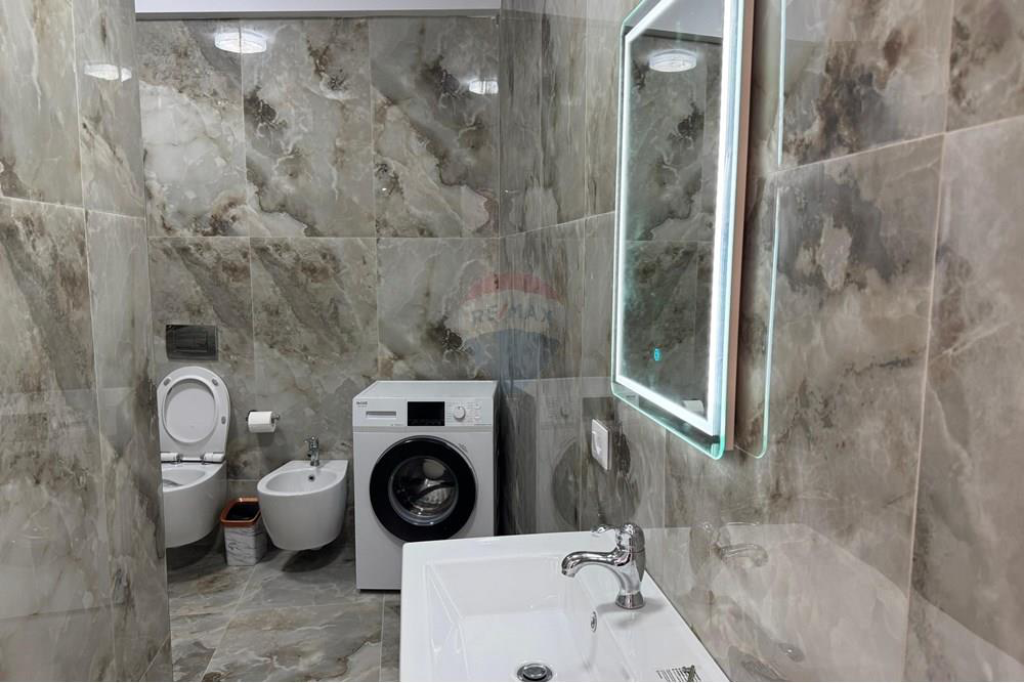 SUPER APARTMENT 2+1 & PARKING FOR RENT