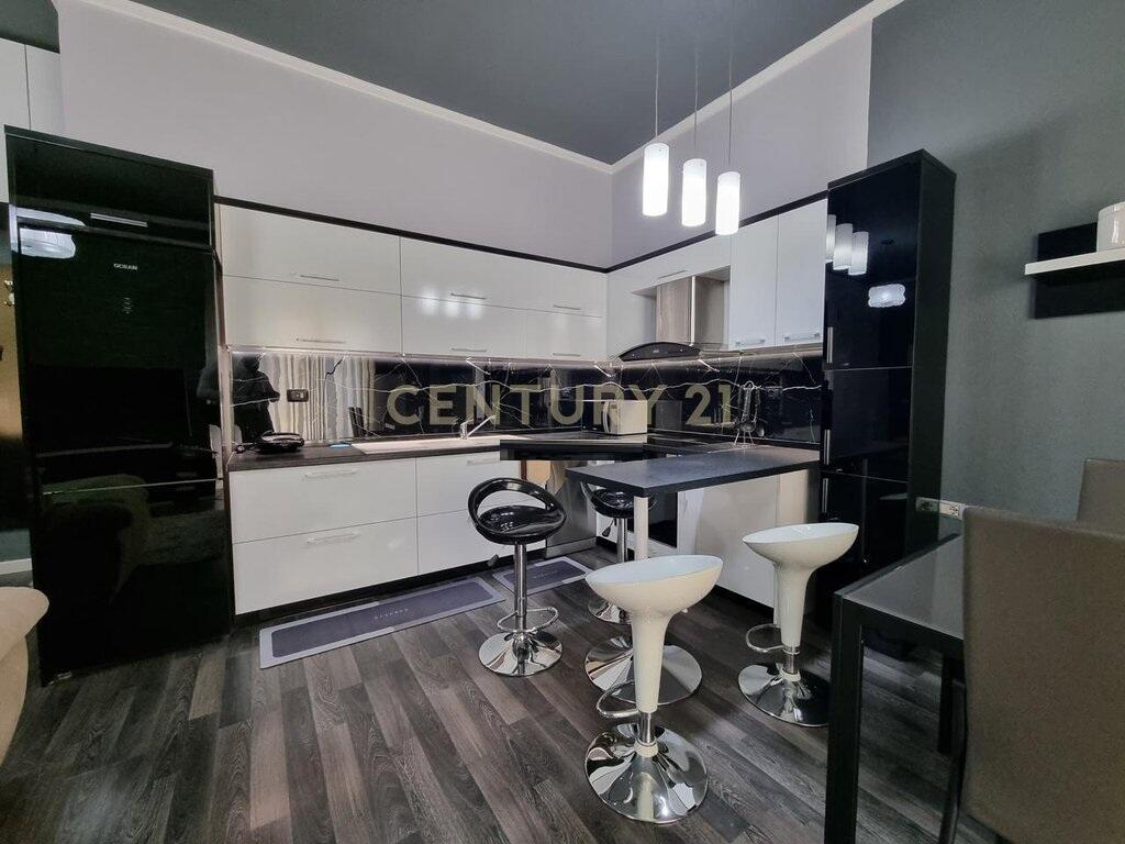 2+1+2 APARTMENT FOR RENT, ZOOLOGICAL GARDEN, TIRANA! 700 € /Month