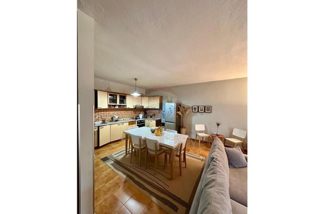 2+1 apartment for sale in the Kika1 complex.