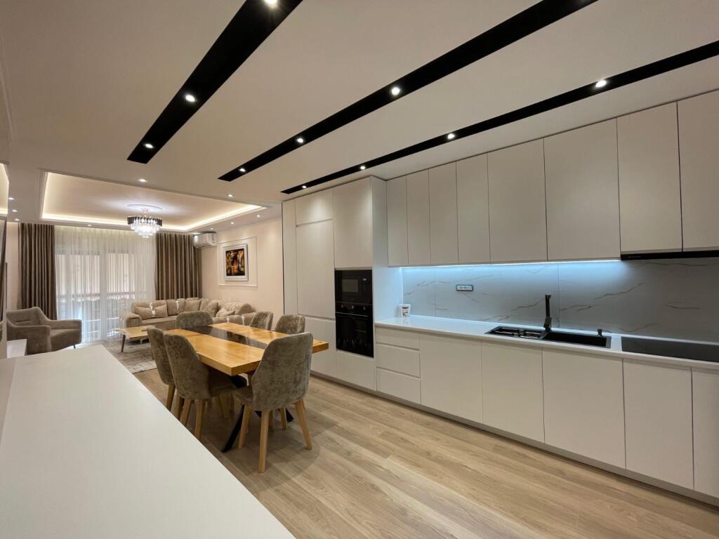 Apartment 2+1+2 with 2 Parking Spaces for Rent - Liqeni Thate/Kompleksi Kolombo