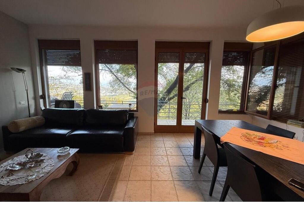 Villa for sale in Koder Vore!