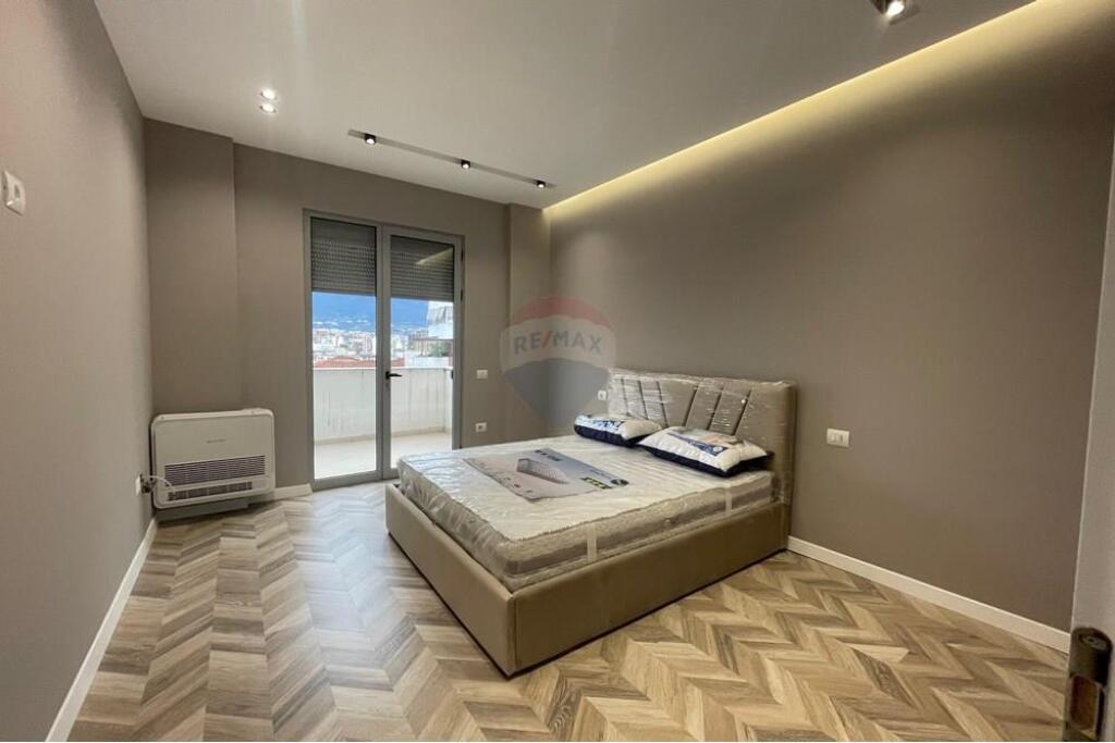Jepet Apartament 2+1|+2 Me Qera Ne Qender