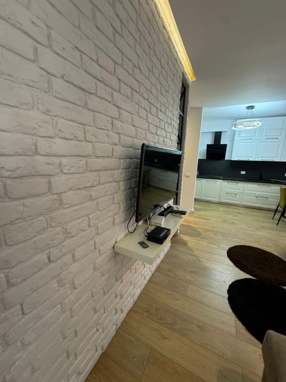 1+1 apartment for rent – never been furnished before
