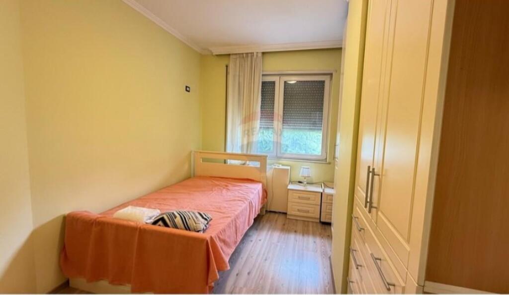 Jepet Apartament 3+1 Me Qera Tek Ambasada Amerikane