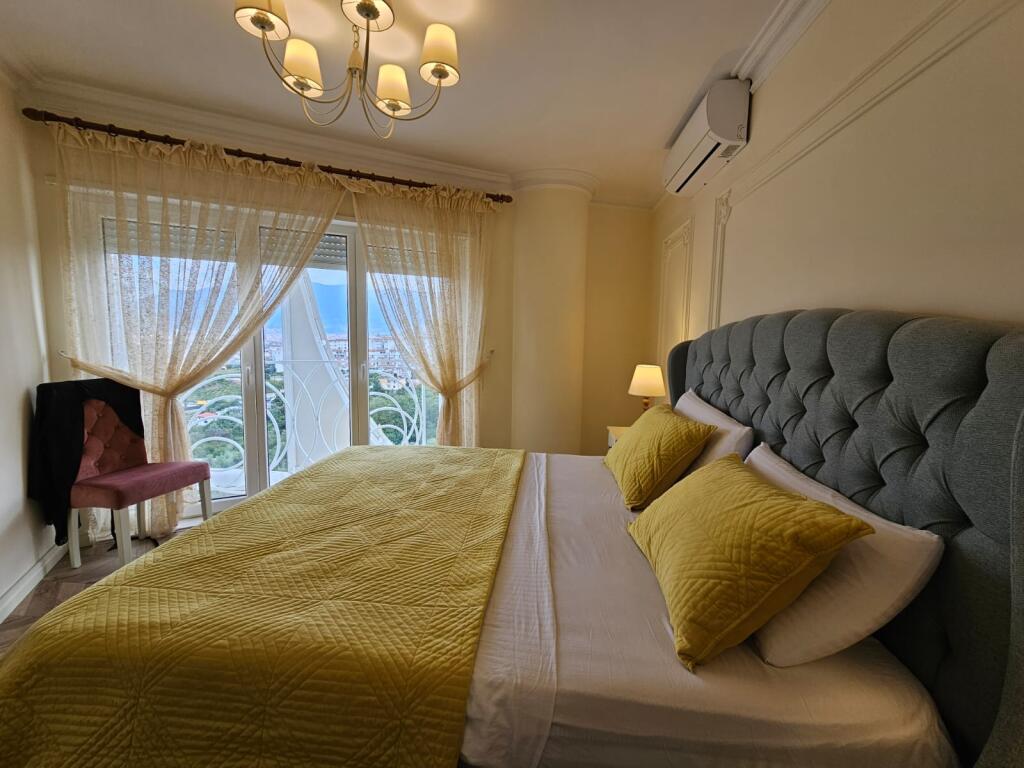 Apartment 2+1+2 for rent at Flura Building, Kodra e Diellit 2.
