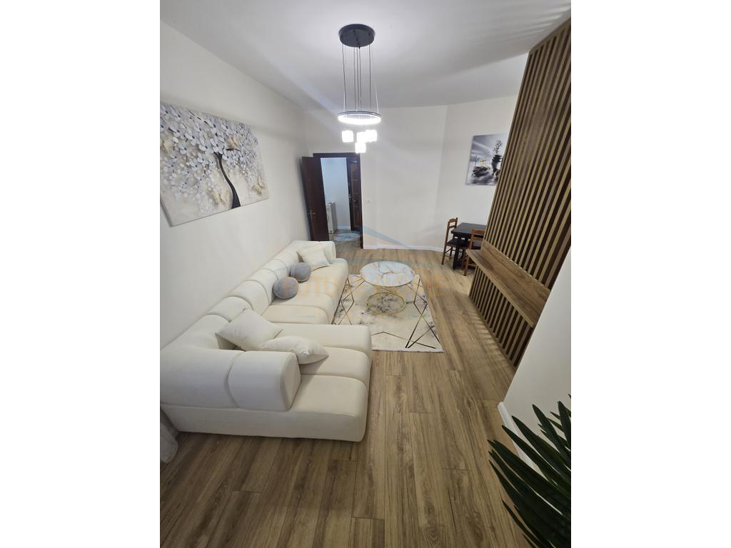 SHITET, APARTAMENT 1+1, SHKEMBI KAVAJES,