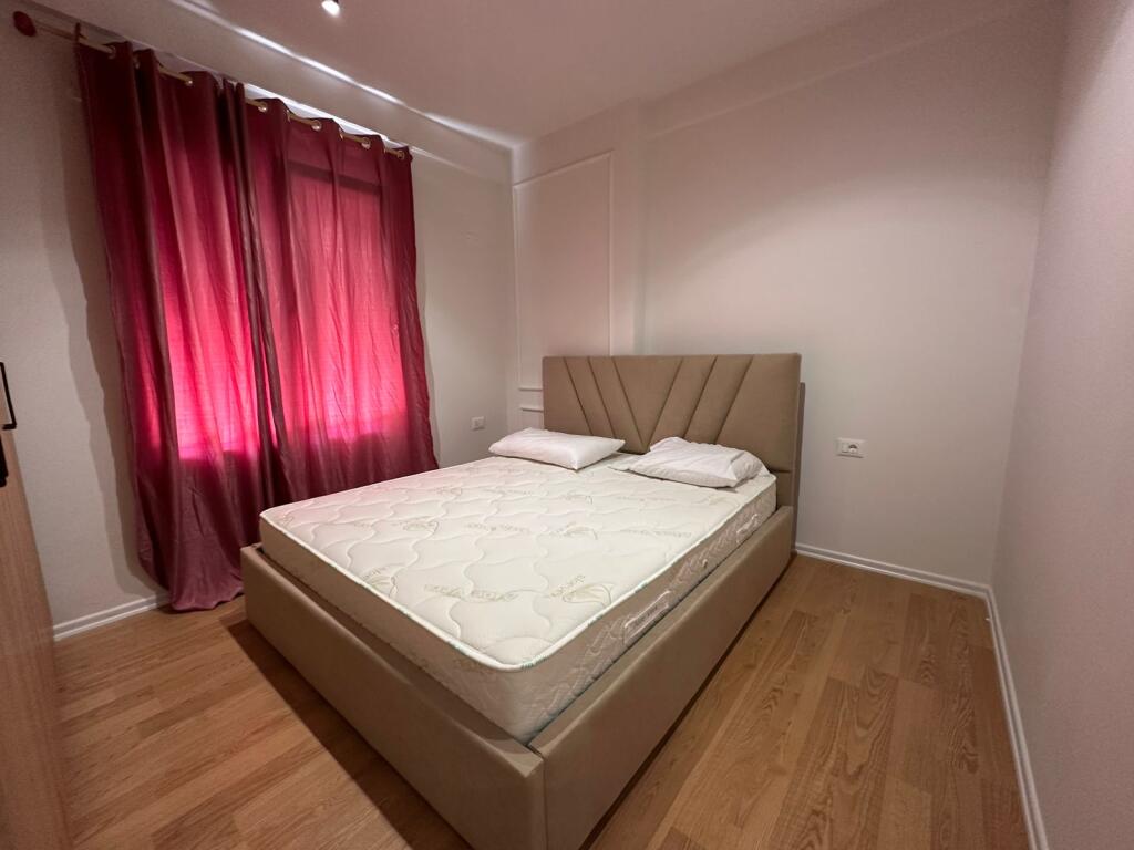 Apartment 1+1 for rent, Selite, near the mosque. Price: 550 euros.