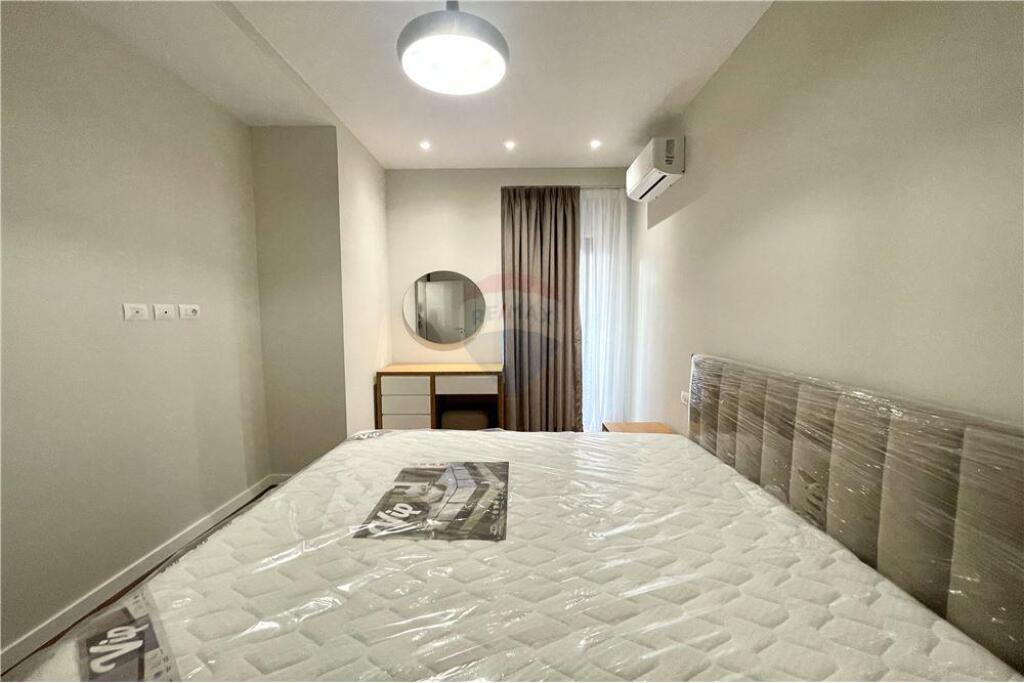 Luxury apartment for rent at "Garden Building"!