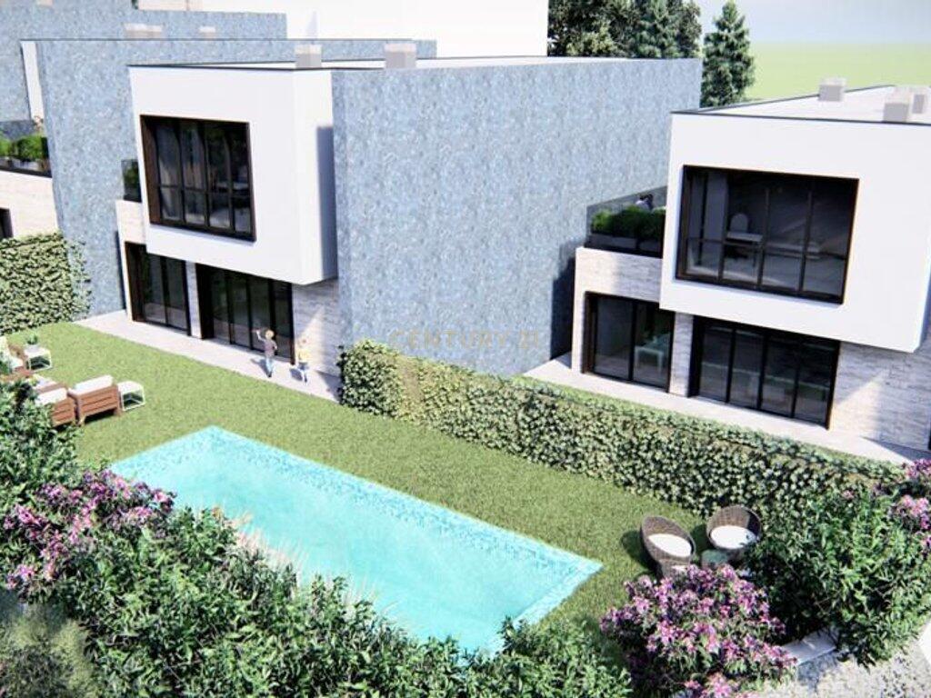 Villa 2 Piani In Affitto 2.000 € /Mese