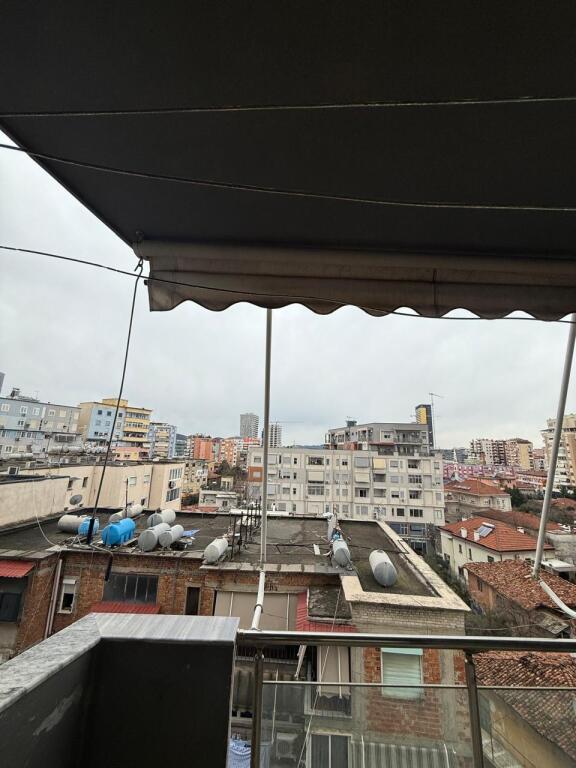 2+1, invested, at the new market, 180,000 euros negotiable.