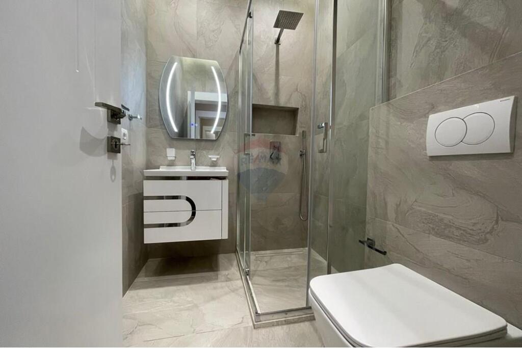 Jepet Apartament 2+1|+2 Me Qera Ne Qender