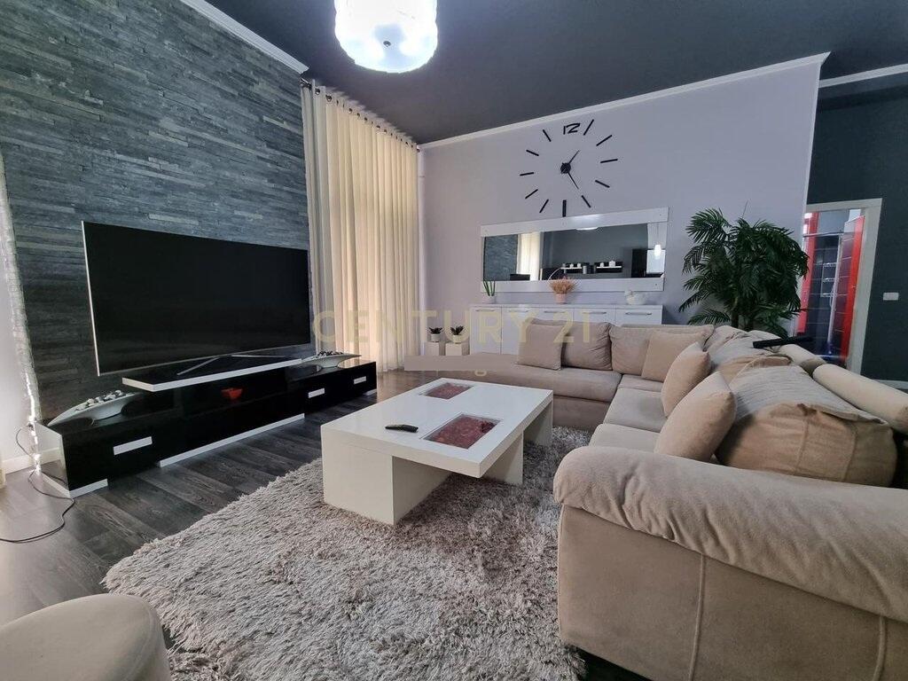 2+1+2 APARTMENT FOR RENT, ZOOLOGICAL GARDEN, TIRANA! 700 € /Month