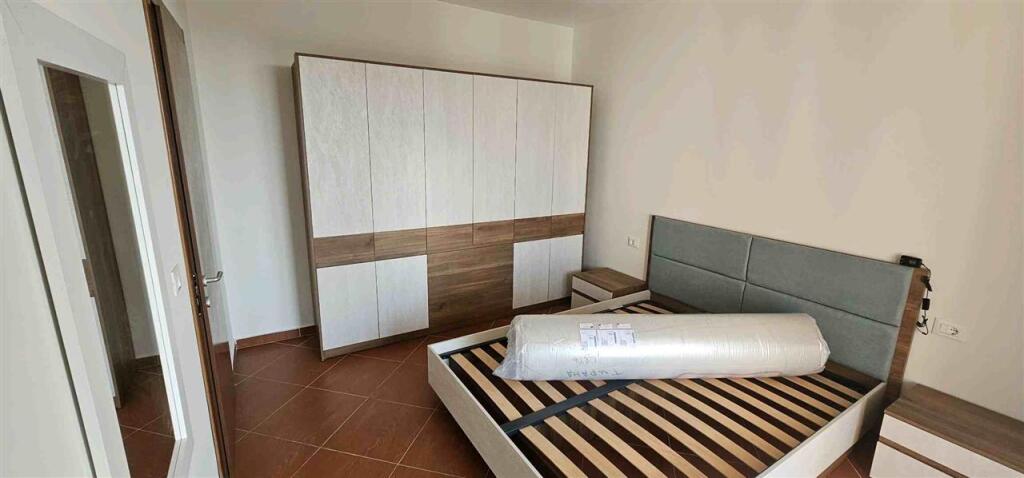 Usluga complex, 1+1 apartment, 52,000 Lekë
