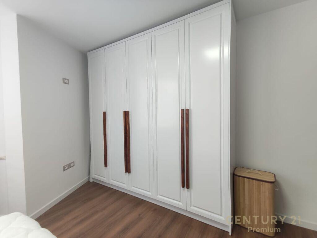 Apartment 2+1+2 for sale at Shkembi i Kavajes, Durrës!