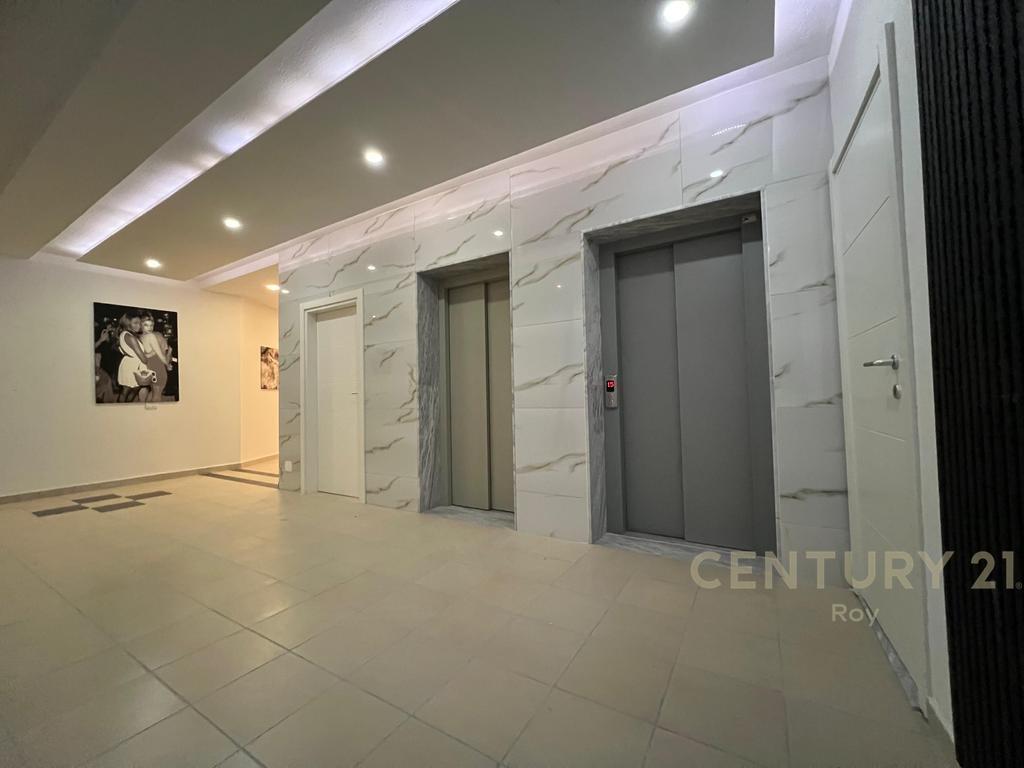 STUDIO ON THE FRONT LINE WITH A VIEW OF THE SEA, KAVAJAS ROCK, DURRES!