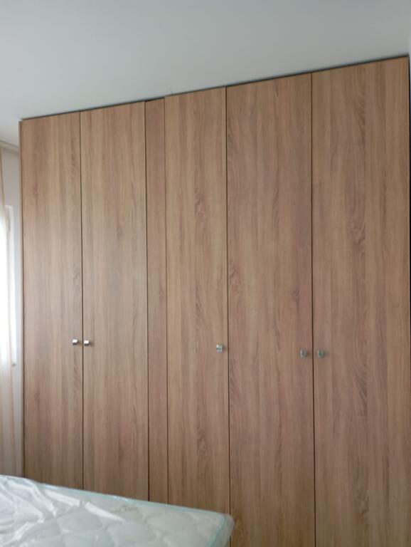 A 1+1 apartment is available for rent on Jordan Misja Street.
