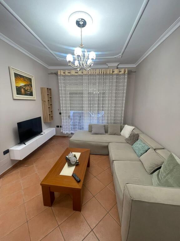 For rent: Villa 2+1+Balcony, 2nd floor, 100 m², 600 € (irfan tomini)