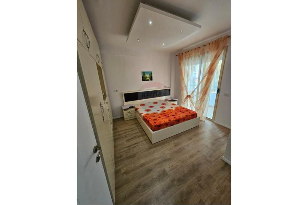 For sale, 2+1 apartment, Fresku, Tirana