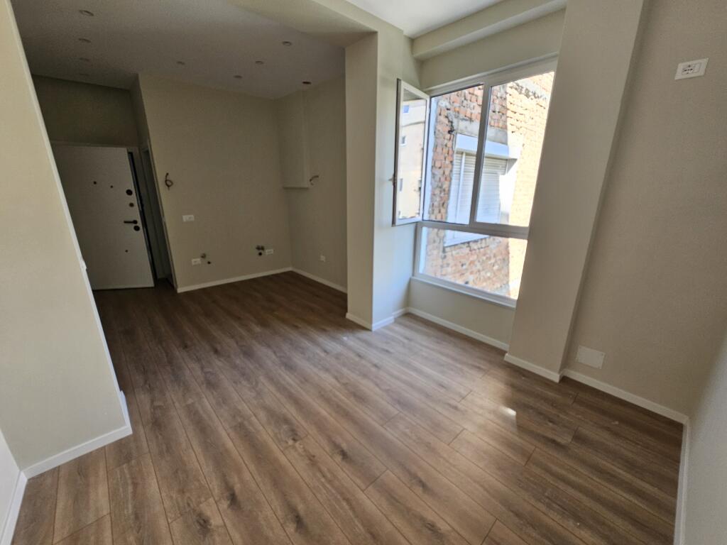 Apartment for sale!!