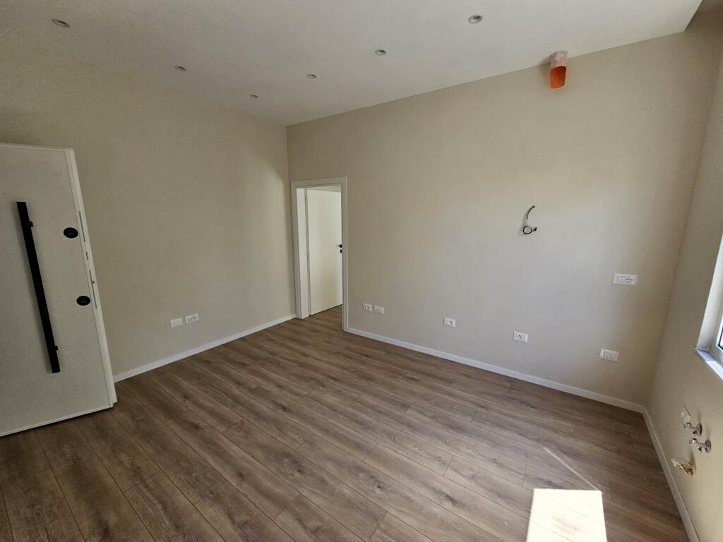 Apartment for sale!!