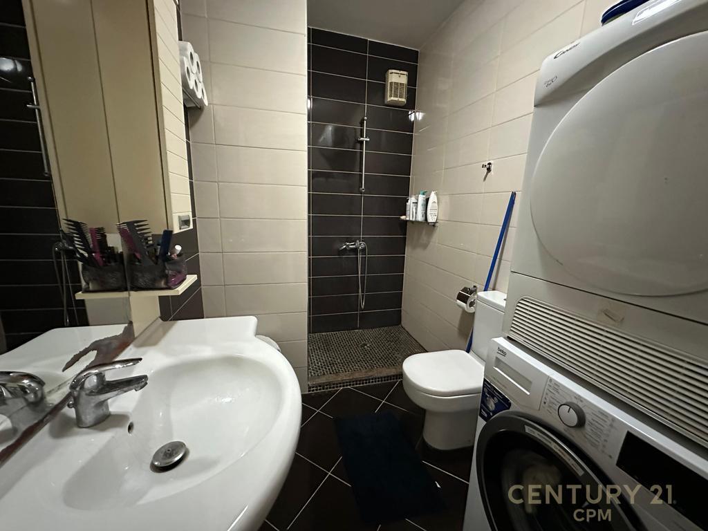 Apartament 2+1 Per Shitje Ne Komunen E Parisit!