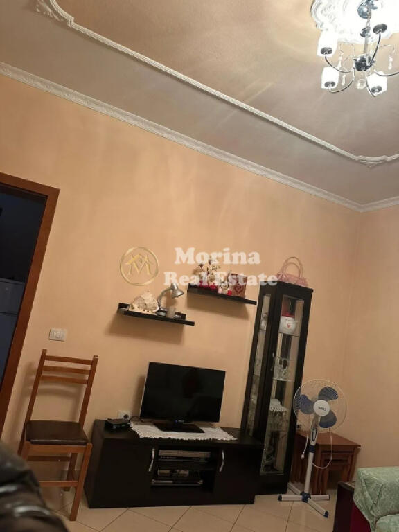 Qera, Hyrje Private 1+1+kuzhine, Fundi i Don Boskos , 350 euro/muaj   0692040518