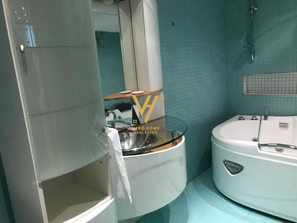 DUPLEX APARTMENT 2+1+BALCON FOR RENT NEAR THE FORMER EXHIBITION TODAY 700 EURO